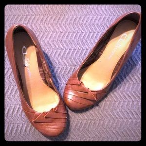 Brown wedge shoes